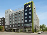 Home2 Suites by Hilton Minneapolis University Area Hotels near Williams Arena