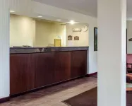 Rodeway Inn - Parking
