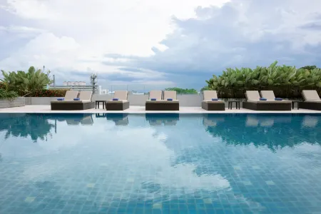 Citadines Uplands Kuching Отели рядом с достопримечательностью «New Sarawak State Legislative Assembly Bldg»