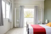 Hotel Mimosa Hotels near Albatross Water Sports