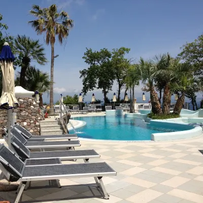 Hotel Myage Các khách sạn gần Spiaggia Degli Inglesi