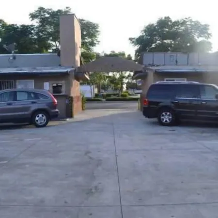 Searle Motel
