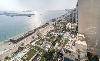 Platinium Holiday Home at Five Residences Palm Jumeirah Dubai