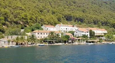 Apartments Dora Mljet Hôtels à : Kozarica
