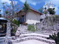 Lembongan Cliff Villas Hotels in Bali