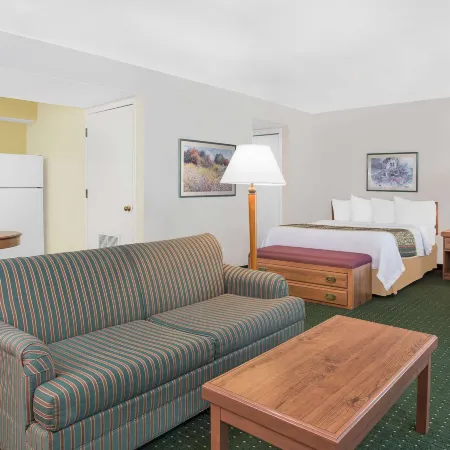 Hawthorn Extended Stay by Wyndham Green Bay