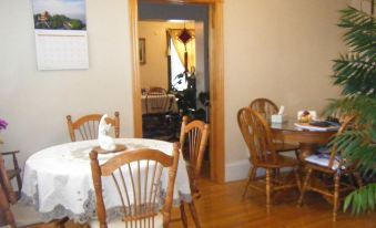 Glory Inn Downtown Moncton - Housity