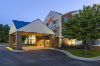 Fairfield Inn & Suites Mankato Hotel in zona Old Main