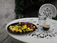Baroque Hostel & Coworking Hotels in Budapest