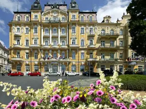 Ensana Hotel Pacifik