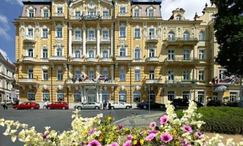 Ensana Hotel Pacifik