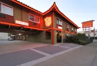 Royal Pagoda Motel Dodger Stadium