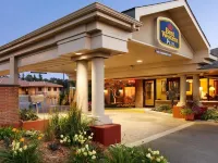 Quality Inn & Suites Отели в г. Детройт-Лейкс