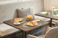 HYPERION Hotel Salzburg - Breakfast
