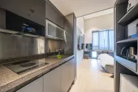 R&B Business Hotel