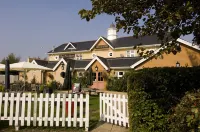 Premier Inn Weston-Super-Mare East (A370) Hotels near Broadoak Academy