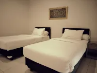 Tango Hostel فنادق في Kedaton