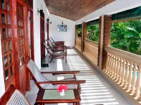 Little Paradise Hotels in Bentota