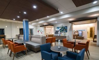 Holiday Inn Express & Suites Southaven Central - Memphis