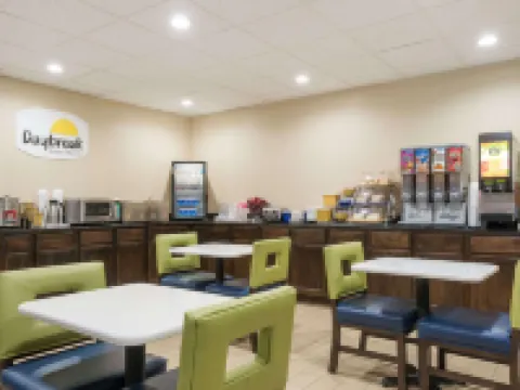 Days Inn by Wyndham Ashland Hotels in Boyd County