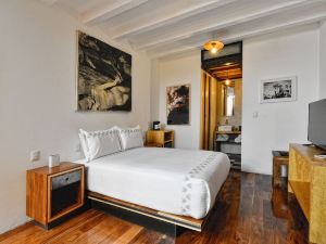 Hotel Los Amantes