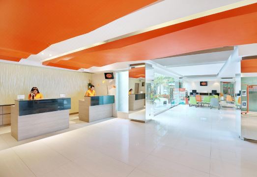 HARRIS HOTEL & RESIDENCES RIVERVIEW KUTA BALIHotel Overview