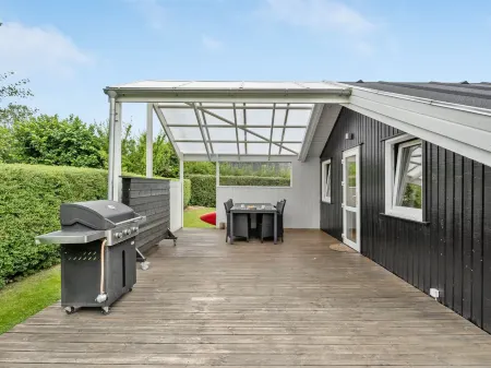 "Ullakarin" - 350m from the Sea