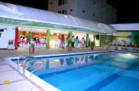 Hotel Caqueta Real Hsc - Pools