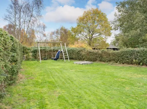 "Tayler" - 1.8km from the Sea