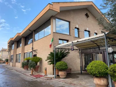 Euro House Inn Airport Hotel in zona Parrocchia dei Santi Ippolito e Lucia