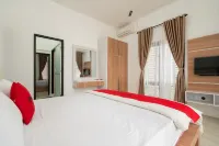 RedDoorz Syariah at Jalan Andalas Padang