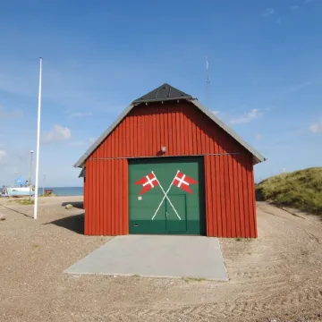 "Tamika" - 950m from the Sea