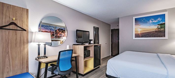 Days Inn by Wyndham Brunswick Bath Area Отели в г. Камберленд
