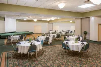 Days Inn & Conf Center by Wyndham Southern Pines Pinehurst Hoteles en Aberdeen