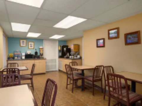 Super 8 by Wyndham Austin Downtown/Capitol Area オースティンのホテル