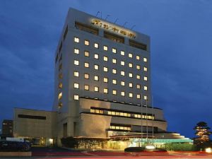 Grand Plaza Nakatsu Hotel