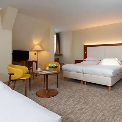 Rosenburg Hotel Brugge Отели рядом с достопримечательностью «Ассебрук»