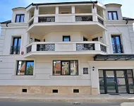 Grant Boutique Hotel Hotels near Hungarian Statue of Liberty