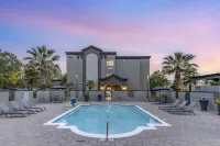 Best Western Plus Vineyard Inn - Pools