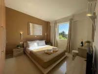 Artdeco Luxury Suites فنادق في Kalathas