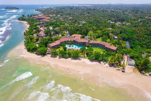The Palms Hotels in Moragalla