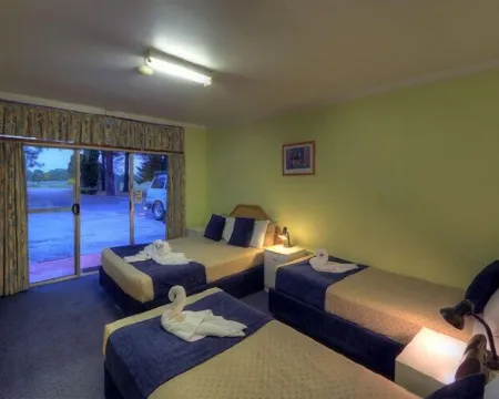 All Seasons Country Lodge Hotels in Taree
