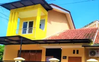 Pondok Mukti Salatiga Các khách sạn gần Gardu Pandang Kopeng