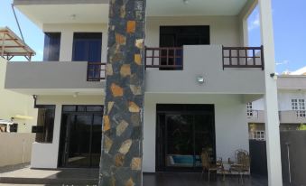 Happy Villa