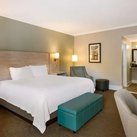 Best Western Sea Island Inn