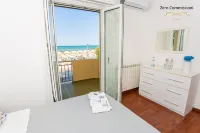 Palm Beach House - Sea and Beach View - 3-Star