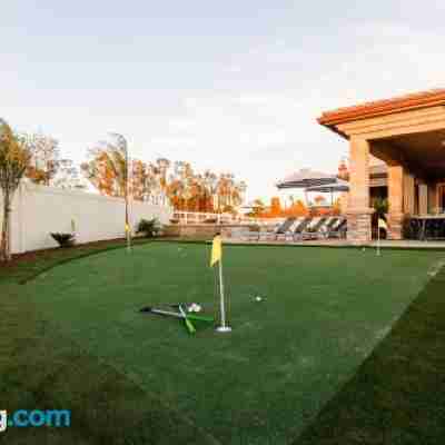 Zinfandel by AvantStay Wine Country Estate w Pool Mini-Golf Hotel Exterior