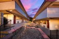 Red Roof Inn Binghamton - Johnson City Hotels in Town of Union