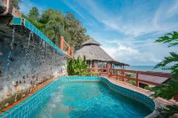 Koh Jum Resort - Beach
