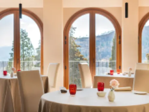 ボルゴ I トレ バローニ ポッピのホテル